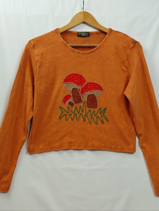 Kathmandu Tops - Mushroom Embroidery Crop Top Size Small Orange Fall Autumn Hobbit Girl